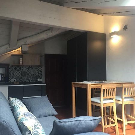 La Petite Maison De Julie Аоста Экстерьер фото